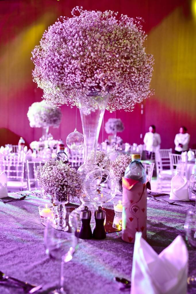 combination of Roses and Gypsophilas