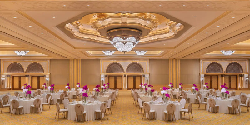 Emirates Palace Abu-Dhabi-ballroom