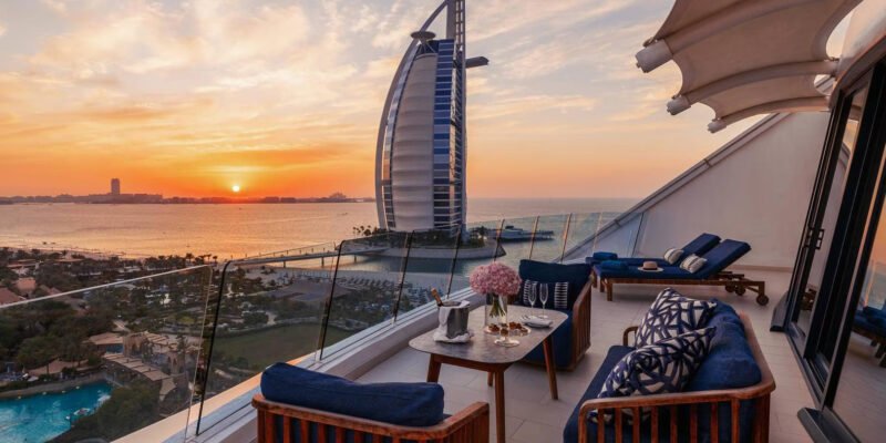 Scenic Beauty Jumeirah Beach Hotel Dubai